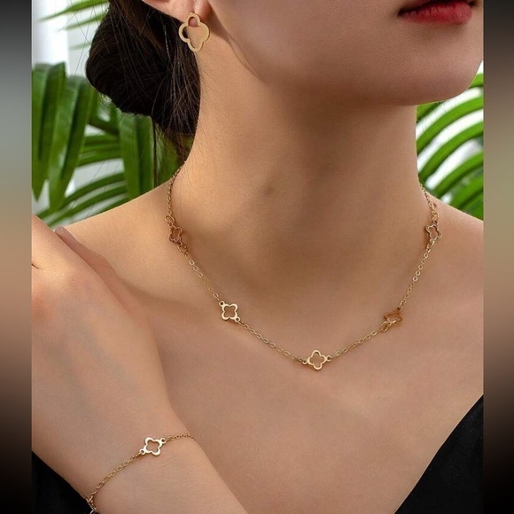 Set of Geometric Hollow Out Flower Chain Necklace, Bracelet, & Earrings - Picture 3 of 5